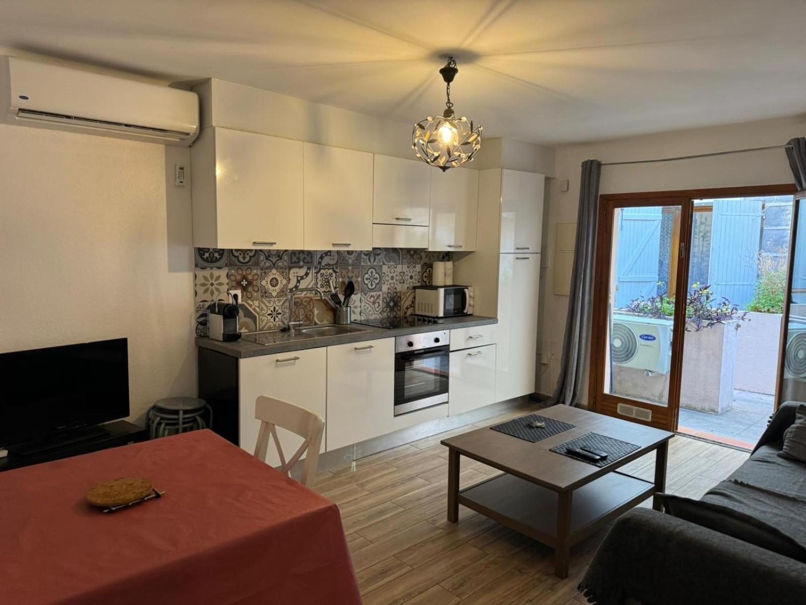 Cosy Poullan, 2-Bedroom Apartment, 200 M From The Beach Ница Екстериор снимка